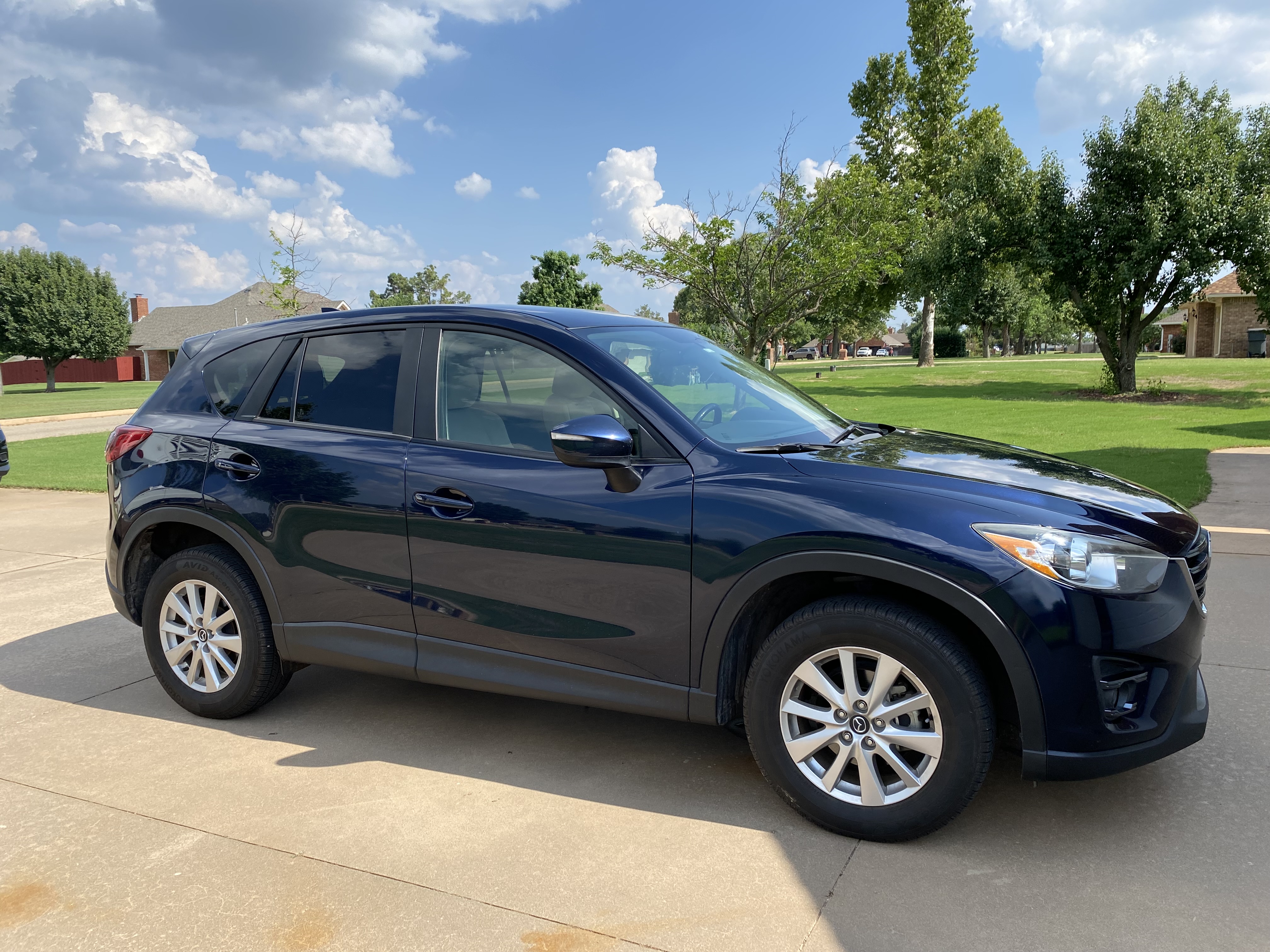 Used 2016 MAZDA CX-5 Touring FWD image 1