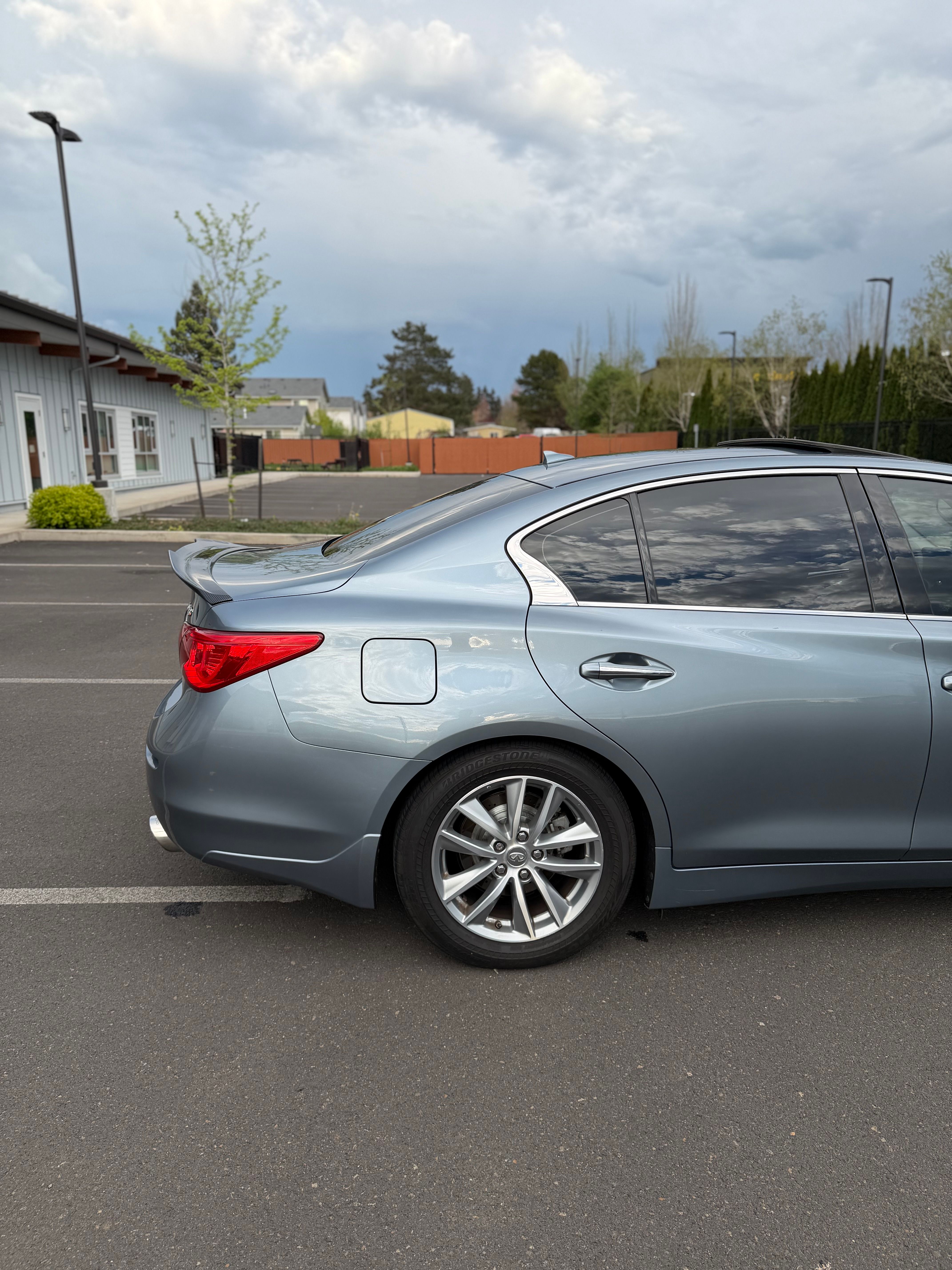 Used 2017 INFINITI Q50 3.0t Premium w/ 3.0T Premium Plus Package RWD image 12