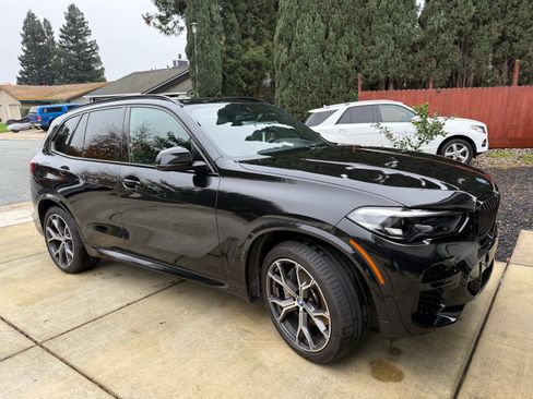 Used 2023 BMW X5 xDrive45e w/ M Sport Package image 8