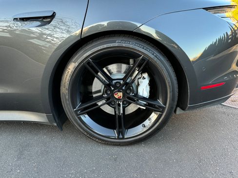 Used 2020 Porsche Taycan 4S image 11