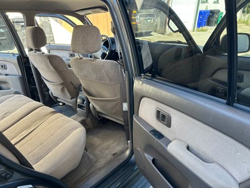 Used 1998 Toyota 4Runner SR5 AWD/4WD image 16