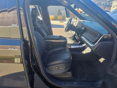 Used 2023 Rivian R1S Adventure image 21