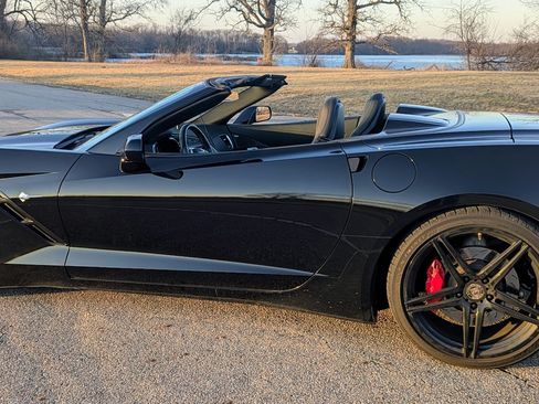 Used 2014 Chevrolet Corvette Stingray Convertible w/ 2LT Preferred Equipment Group image 1