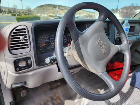 Used 2000 GMC Sierra 2500 2WD Regular Cab HD w/ SL Marketing Option Pkg 2 image 14