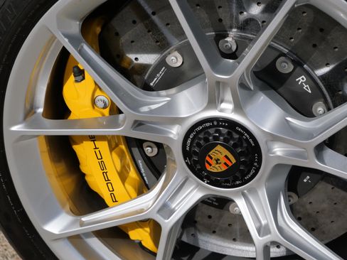 Used 2022 Porsche 911 GT3 image 9