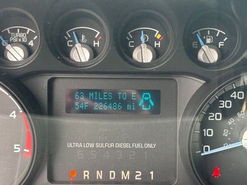 Used 2012 Ford F250 XL w/ PWR Equipment Group image 9