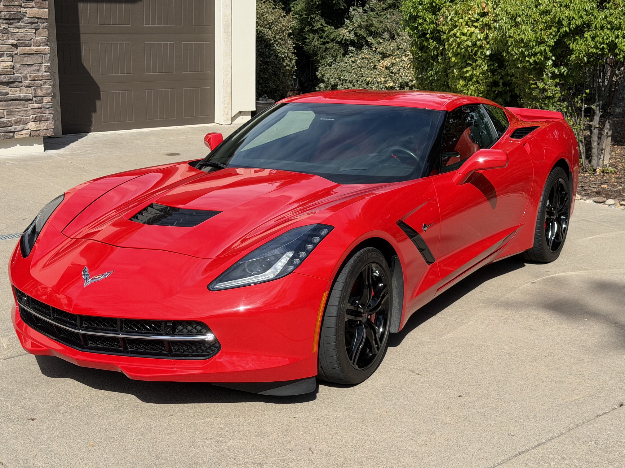 Used 2017 Chevrolet Corvette Stingray Coupe w/ 2LT Preferred Equipment Group RWD image 2
