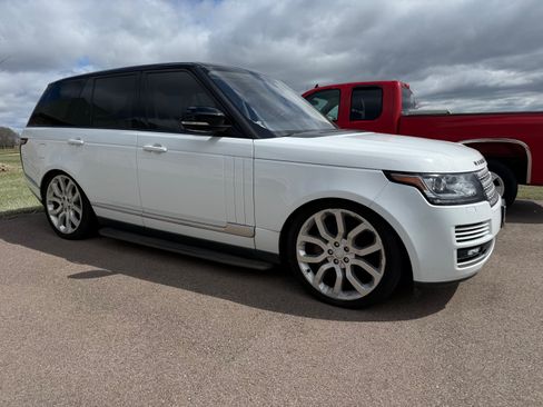 Used 2016 Land Rover Range Rover HSE image 1