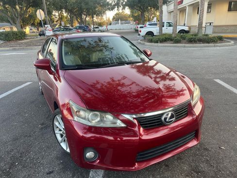Used 2013 Lexus CT 200h w/ Premium Pkg w/Navigation image 2