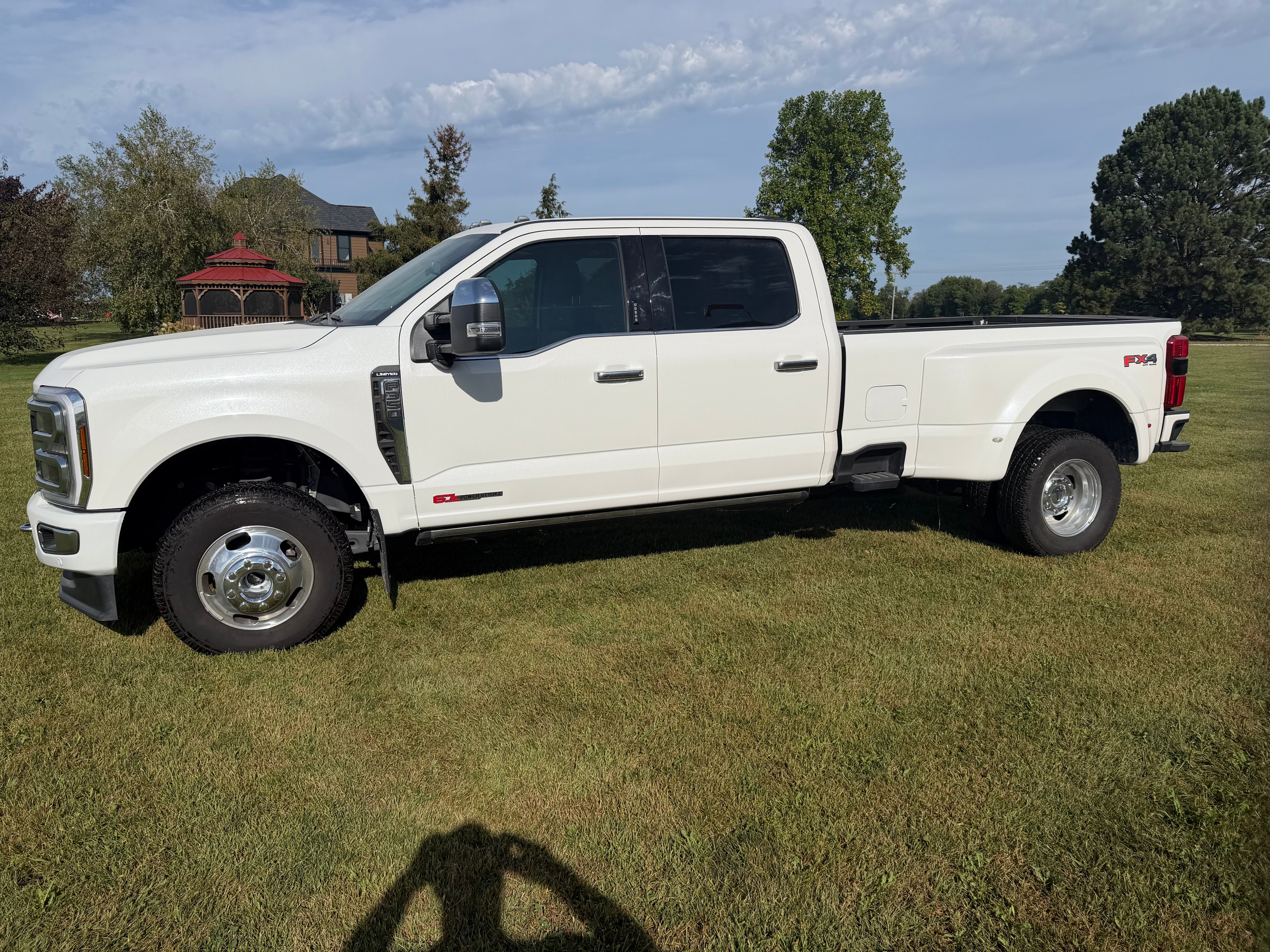 Used 2024 Ford F350 Limited w/ FX4 Off-Road Package AWD/4WD image 1