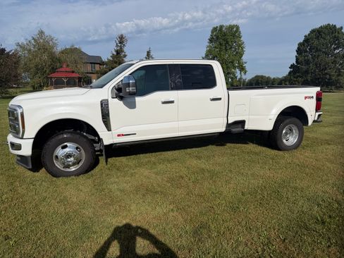 Used 2024 Ford F350 Limited w/ FX4 Off-Road Package AWD/4WD image 1