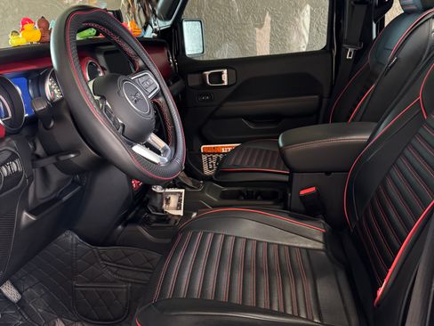 Used 2021 Jeep Wrangler Unlimited Rubicon w/ Uconnect 4C Nav & Sound Group AWD/4WD image 5