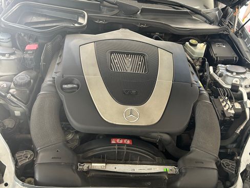 Used 2009 Mercedes-Benz SLK 300 image 6