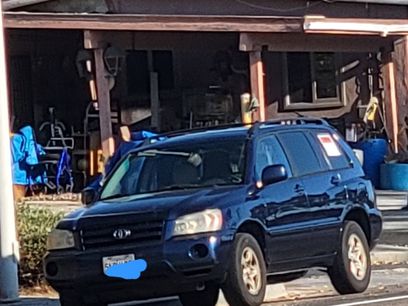 Used 2004 Toyota Highlander 2WD