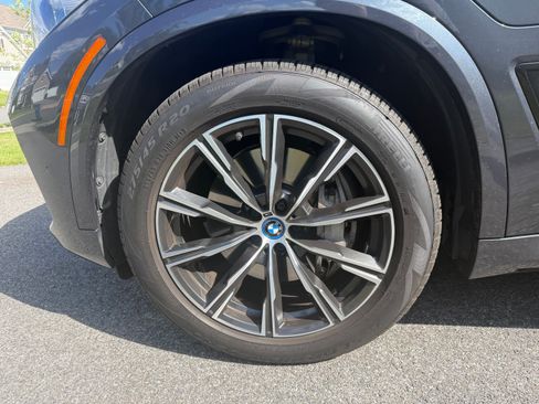 Used 2022 BMW X5 xDrive45e w/ M Sport Package AWD/4WD image 24
