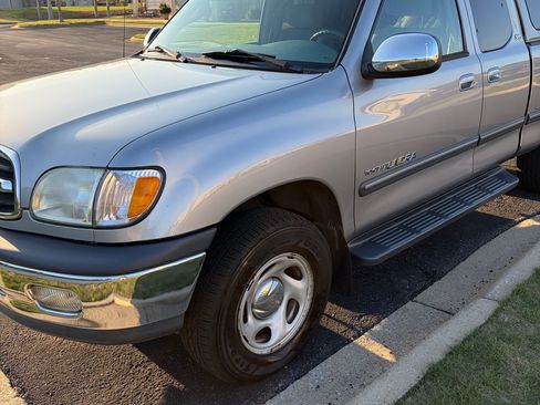 Used 2001 Toyota Tundra SR5 image 4