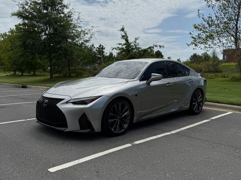 Used 2021 Lexus IS 350 F Sport w/ Navigation Package RWD image 11