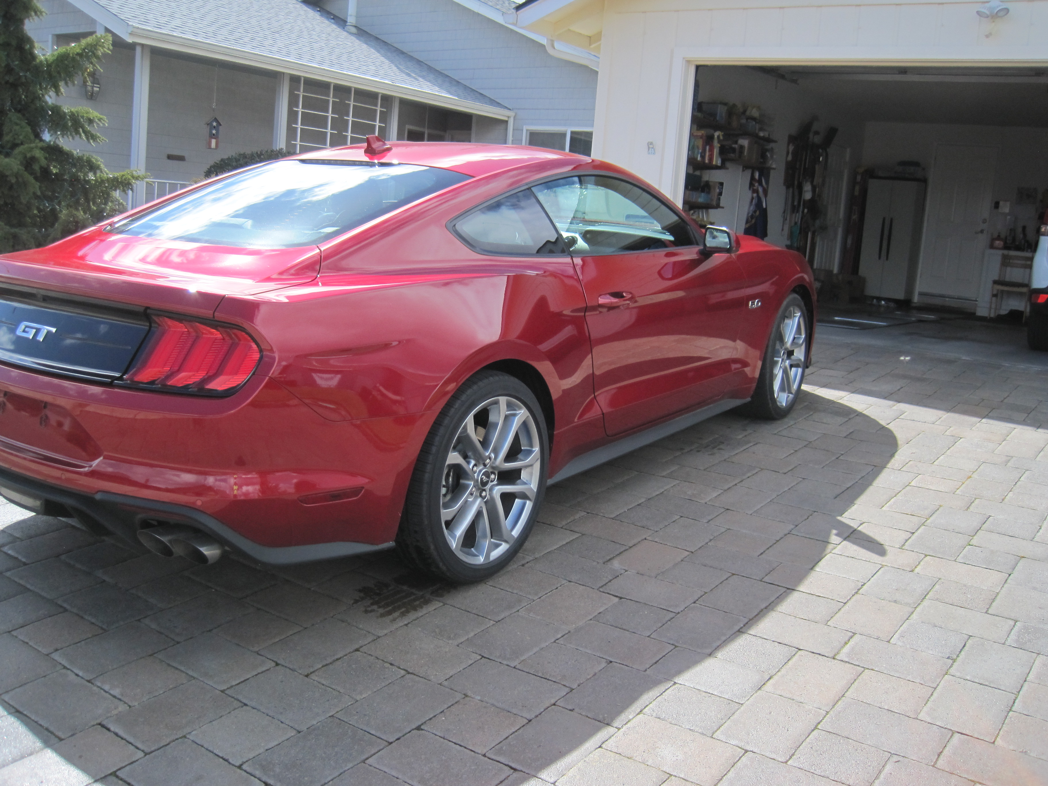 Used 2023 Ford Mustang GT Premium RWD image 5