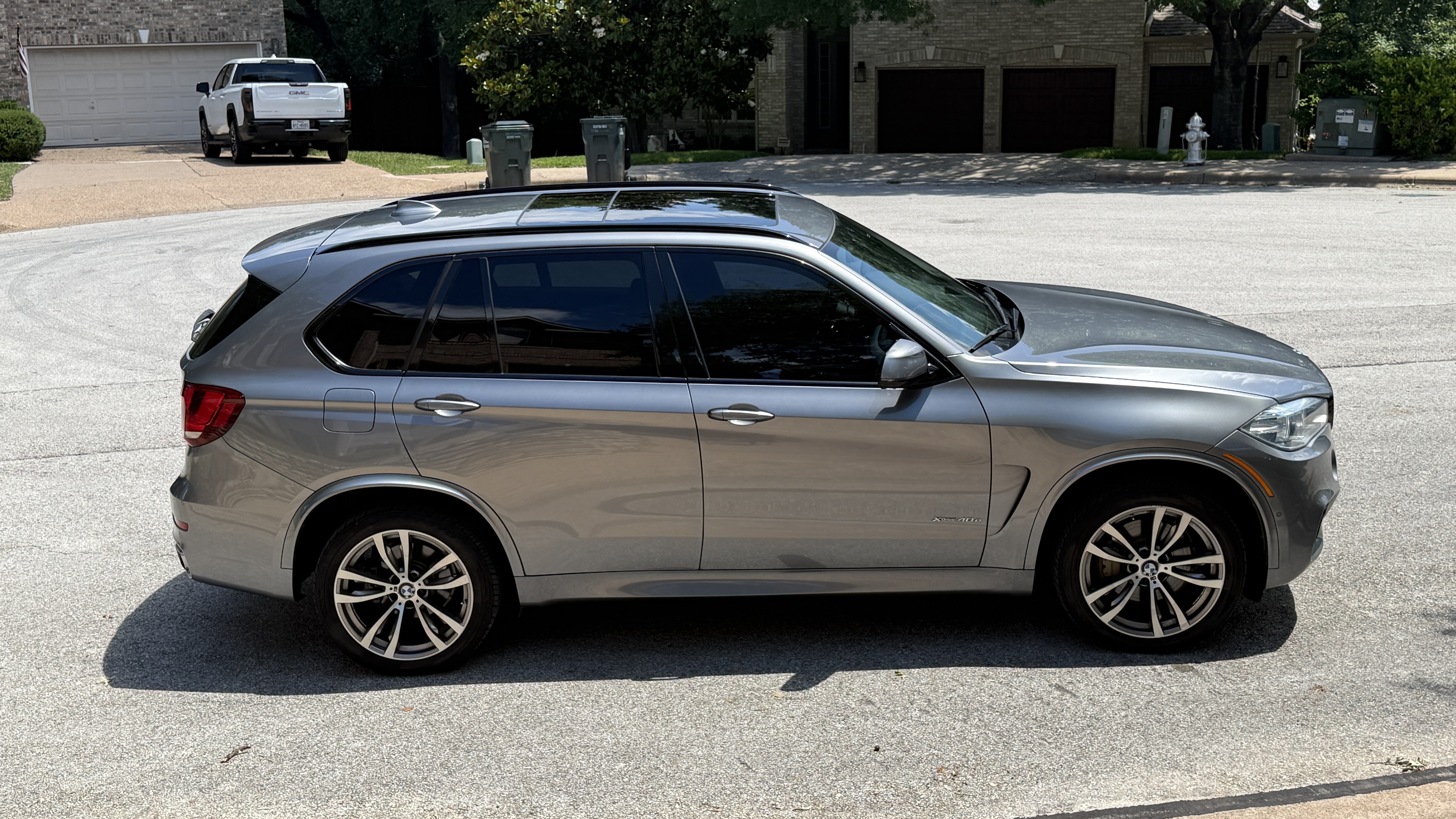 Used 2016 BMW X5 xDrive40e AWD/4WD image 1