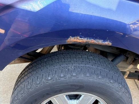 Used 2012 Ford F150 XLT w/ XLT Chrome Pkg image 6