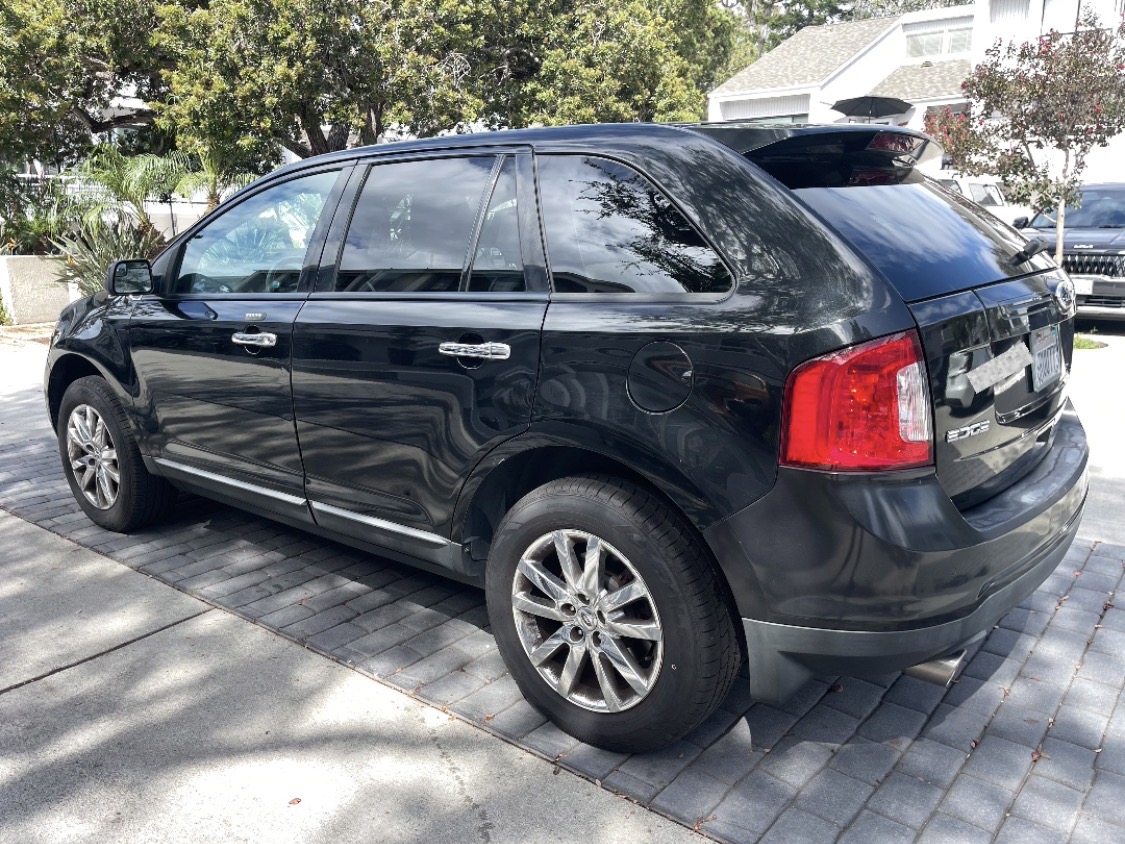 Used 2011 Ford Edge SEL w/ 202A Rapid Spec Order Code FWD image 1