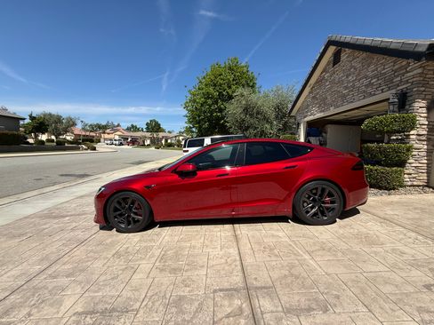 Used 2023 Tesla Model S Plaid AWD/4WD image 11