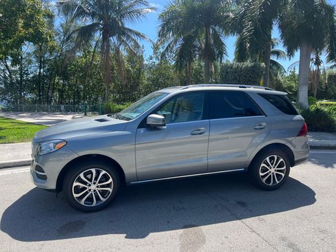 Used 2016 Mercedes-Benz GLE 350 image 4