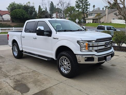 Used 2019 Ford F150 Lariat image 4