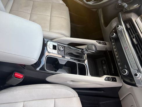 Used 2020 Kia Telluride SX w/ Towing Package image 10