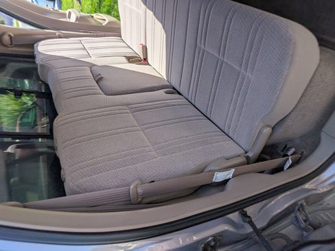 Used 2000 Toyota Tundra SR5 image 10