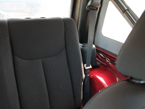 Used 2013 Jeep Wrangler Sport image 8