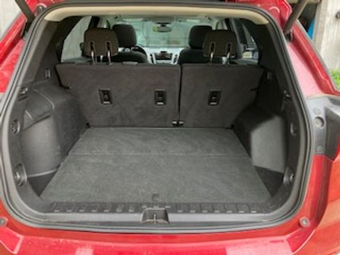 Used 2018 Chevrolet Equinox LT w/ Sun & Infotainment Package FWD image 5