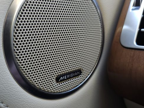 Used 2020 Land Rover Range Rover HSE image 20