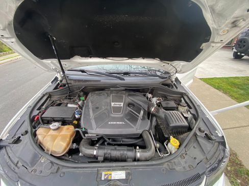 Used 2015 Jeep Grand Cherokee High Altitude image 13