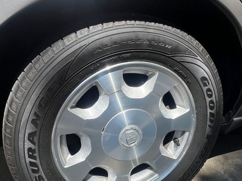 Used 2002 Cadillac De Ville FWD image 9