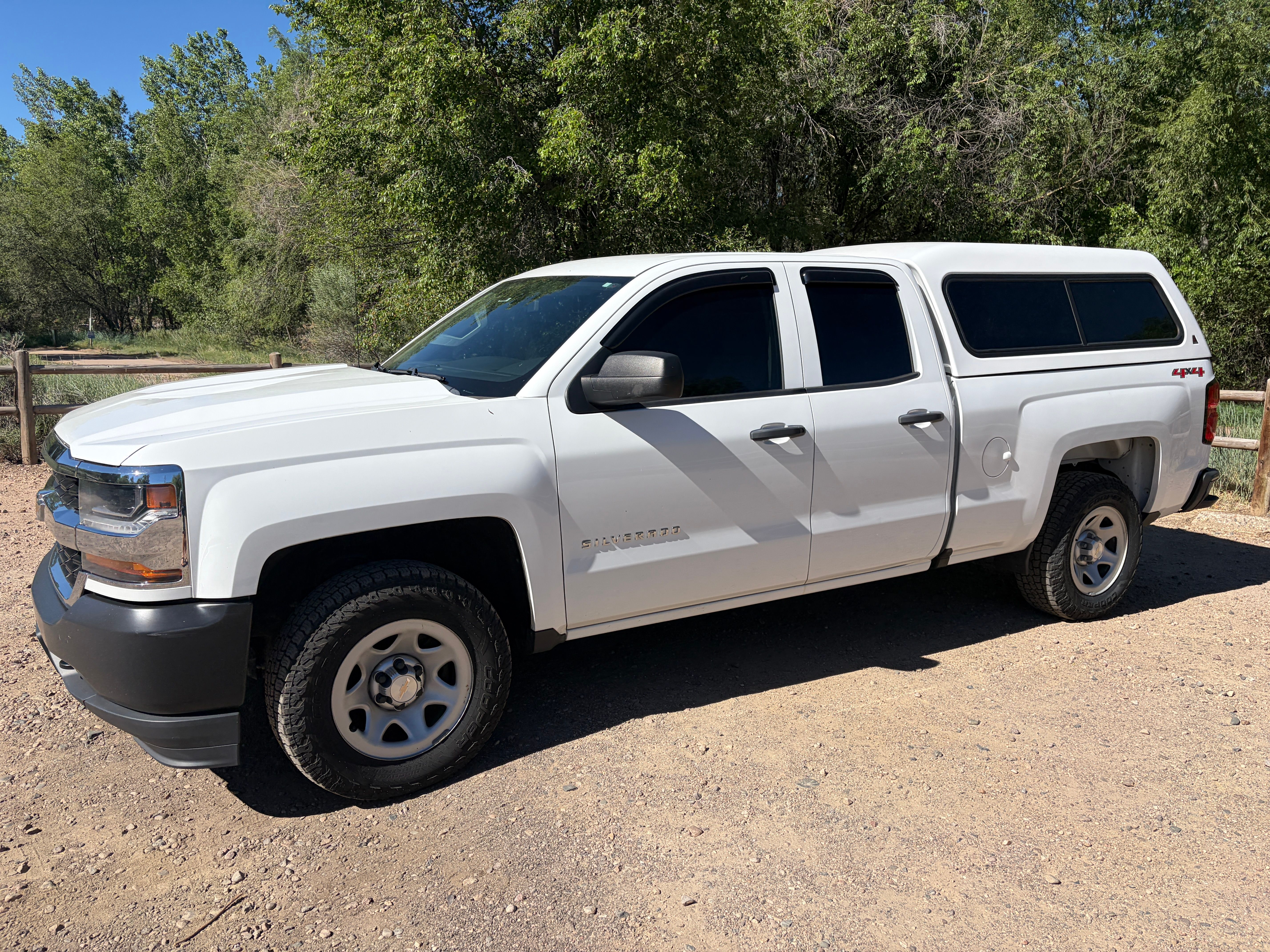 Used 2017 Chevrolet Silverado 1500 W/T w/ Trailering Package AWD/4WD image 1