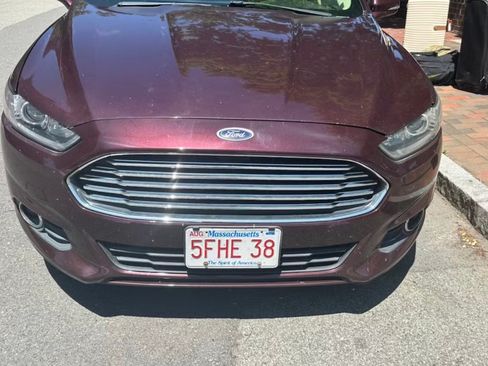Used 2013 Ford Fusion SE FWD image 8