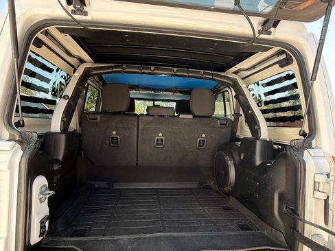 Used 2021 Jeep Wrangler Unlimited Rubicon 4xe w/ Cold Weather Group image 8