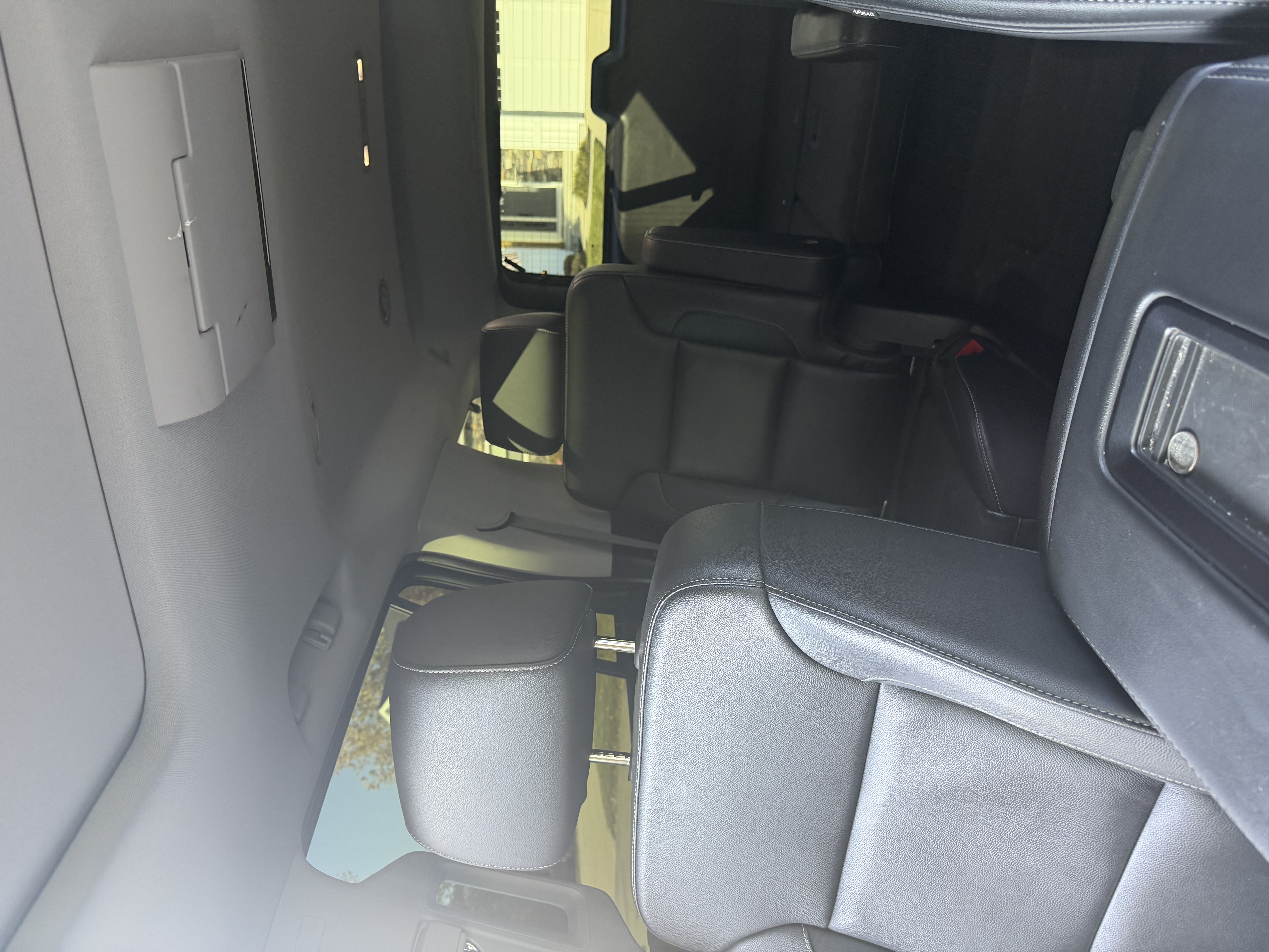 Used 2019 Chevrolet Tahoe LT AWD/4WD image 9