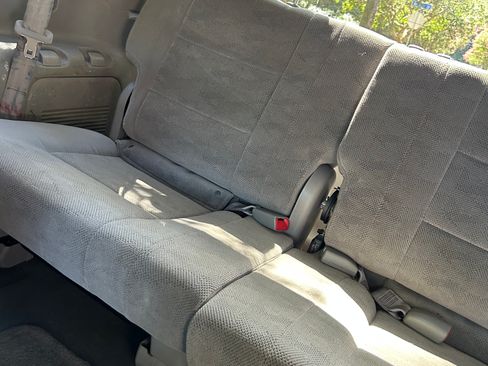 Used 2005 Toyota Sequoia SR5 AWD/4WD image 11