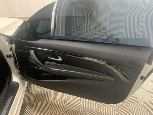 Used 2015 BMW M4 Coupe 2D image 18