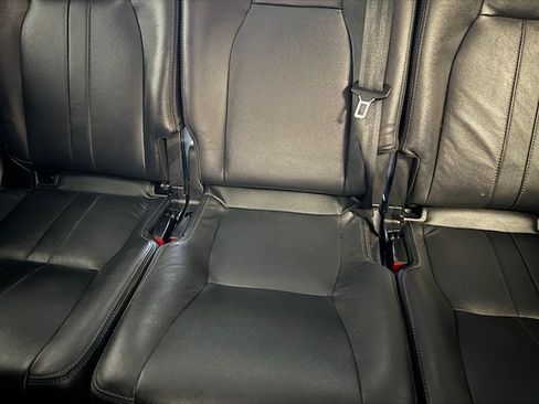 Used 2016 Land Rover LR4 HSE Silver Edition image 14