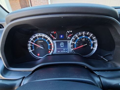 Used 2019 Toyota 4Runner TRD Off-Road Premium image 14