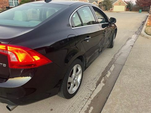 Used 2012 Volvo S60 T5 image 4