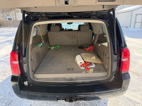 Used 2015 Chevrolet Suburban LT w/ Max Trailering Package image 11