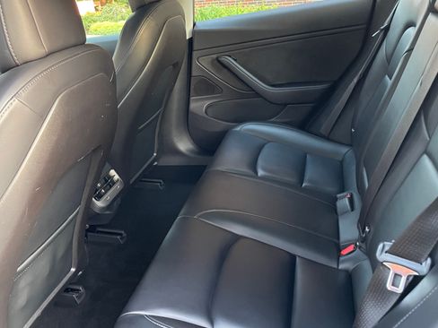 Used 2018 Tesla Model 3 Long Range image 23