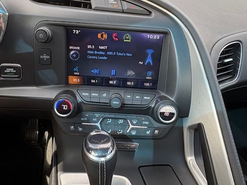 Used 2015 Chevrolet Corvette Stingray Coupe w/ 2LT Preferred Equipment Group image 4