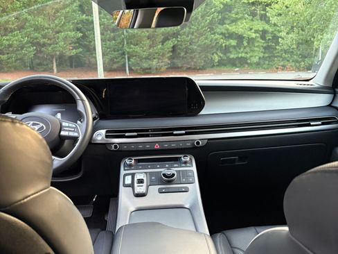 Used 2024 Hyundai Palisade SEL image 14