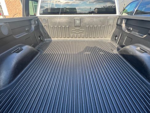 Used 2019 Chevrolet Silverado 1500 LT w/ All Star Edition AWD/4WD image 16