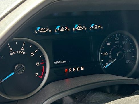 Used 2018 Ford F150 XLT w/ Equipment Group 302A Luxury image 9